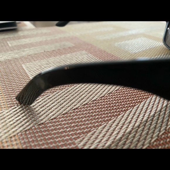 VERSACE Sunglasses! Uni-sex - Picture 5 of 5